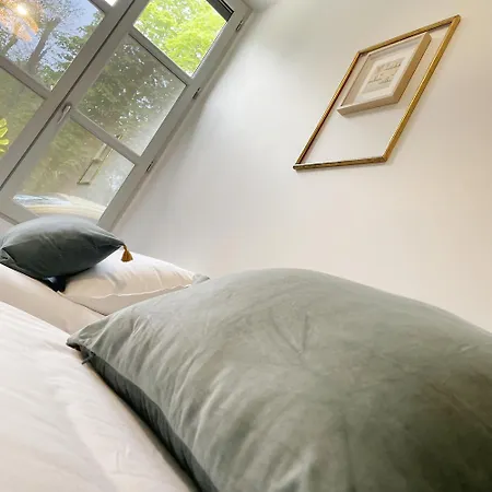 Апартаменты Le Saint-pierre By La Boite En Санлис